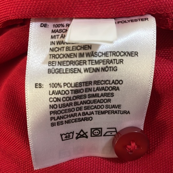 Chick-fil-A TEAM style oobe Recycled Fabric Red Short Sleeve Polo Shirt Medium - Picture 7 of 9